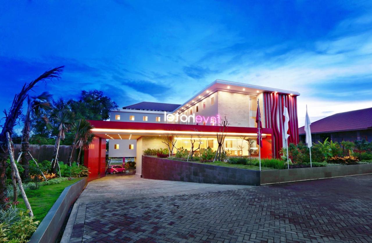 Favehotel Banjarbaru Exterior foto